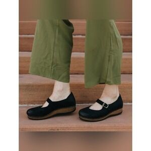 Dansko Mika Mary Jane Clogs Black Nubuck Platform Heel Size 39 US 8.5 - 9 EUC